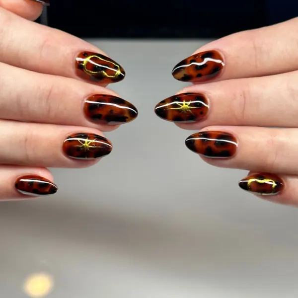 Tortoiseshell almond nails